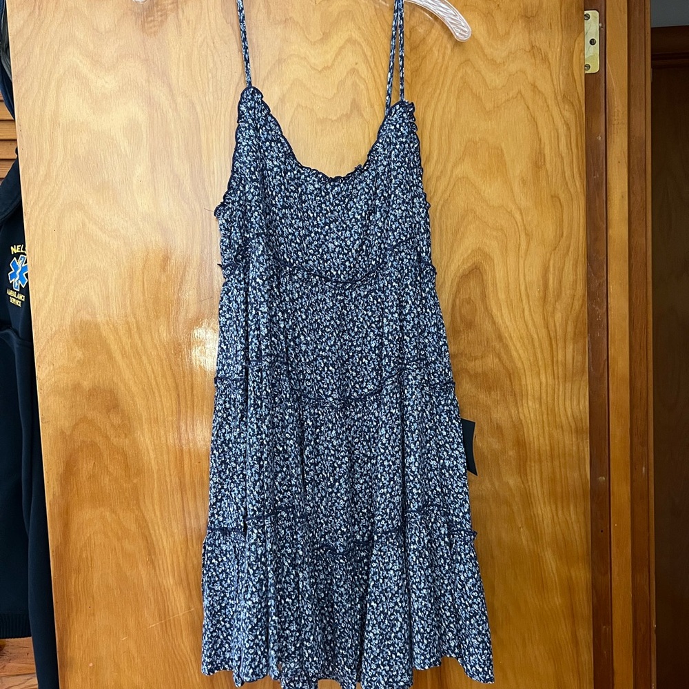 Lulu's Navy and White Floral Dress